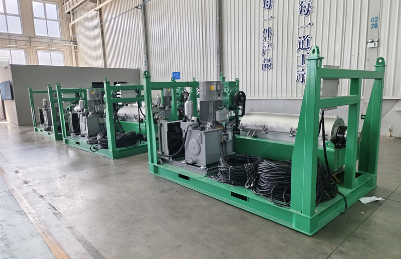 20250617 Fully hydraulic decanter centrifuge